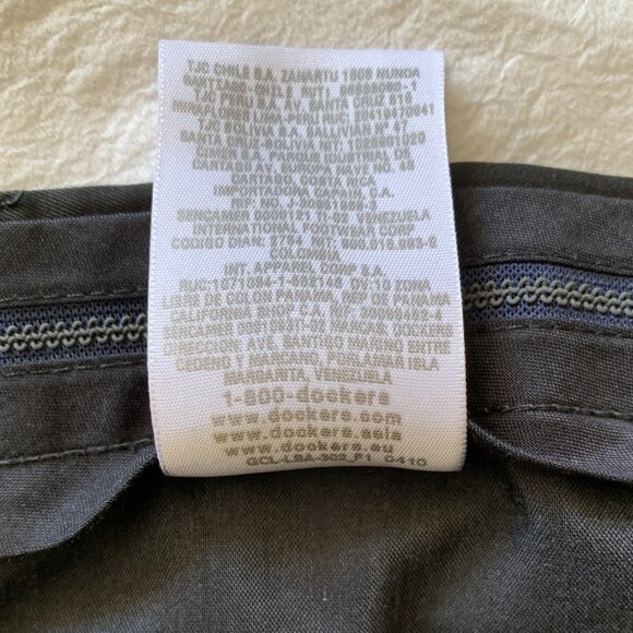 Men's Dockers Premium Golf Shorts - Black - Size 36 - Picture 7 of 16